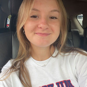 Meet your Posher, Mackenzie